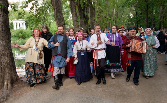 Русские Урала:…